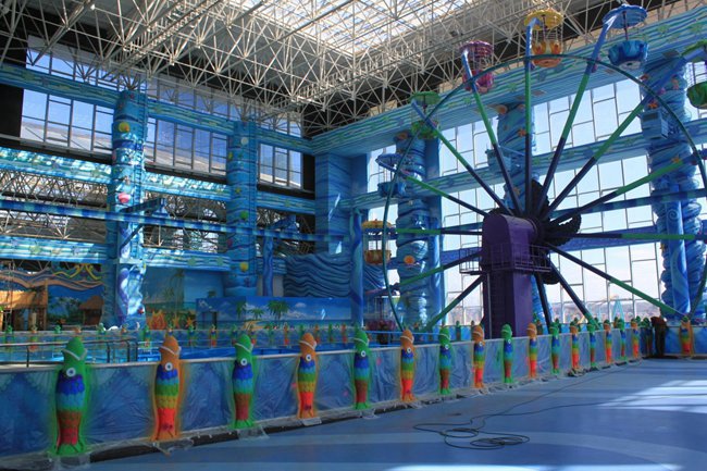 游樂(lè)場(chǎng)